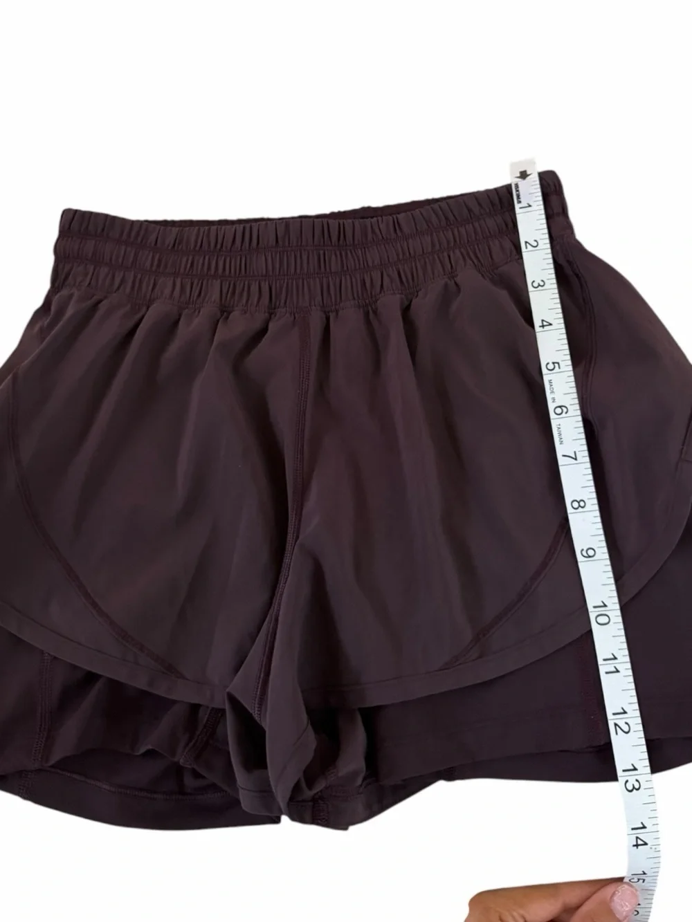 Lululemon Hotty Hot High Rise Lined 2.5